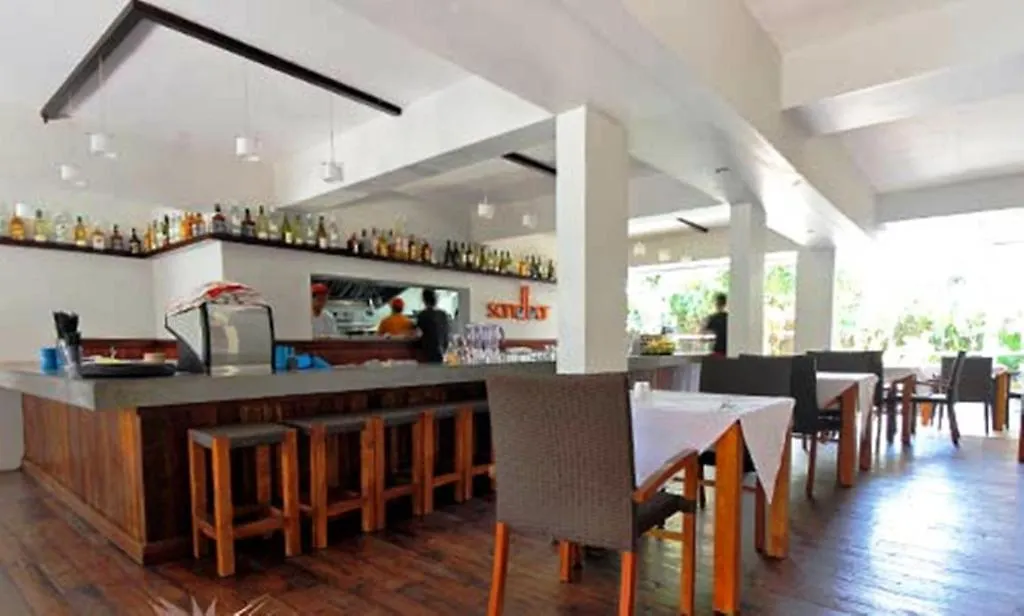 Kuta One Party Hotel
